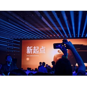 yy易游下载1999元AI眼镜炸场！小米史上最强公布会讲的是人车家故事